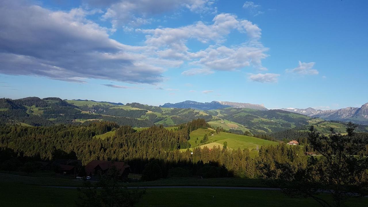 B&B Kraettli Eggiwil Екстериор снимка